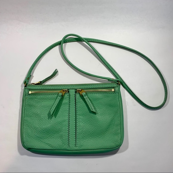 ⭐️ Fossil Mint Pebbled Leather Crossbody Purse EUC - Picture 1 of 8
